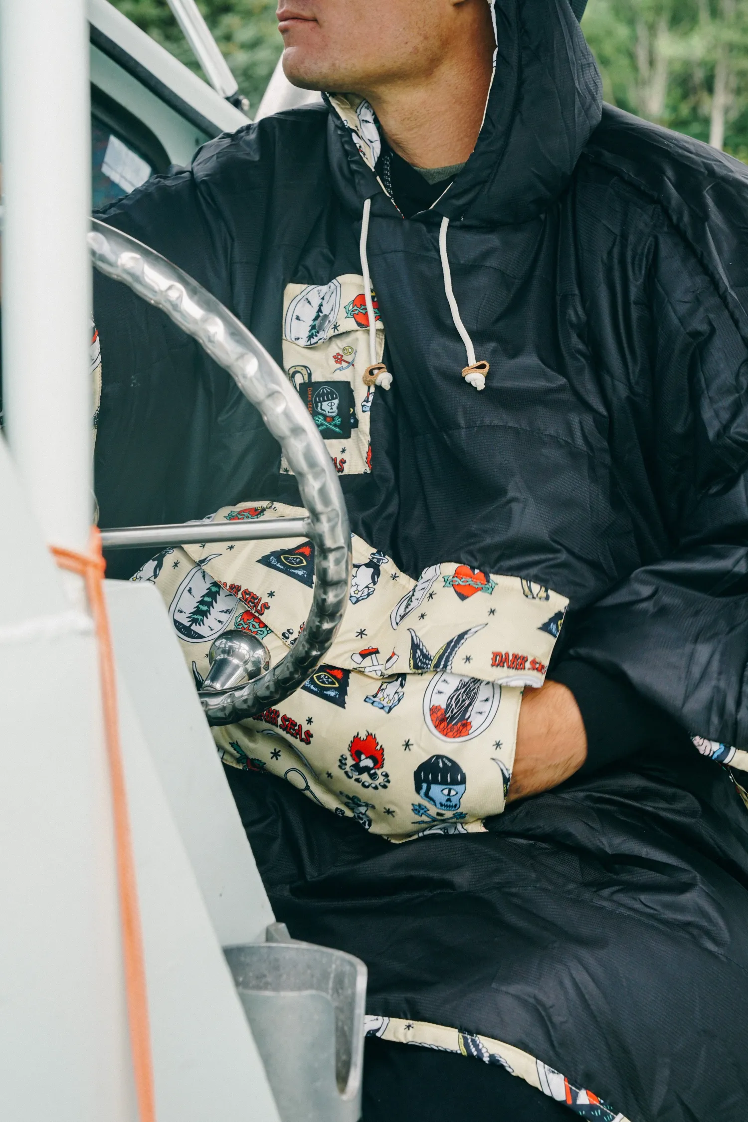 Poler Ponchos>Poncho Dark Seas